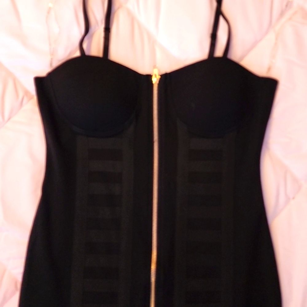 Black,mini body dress, front zipper